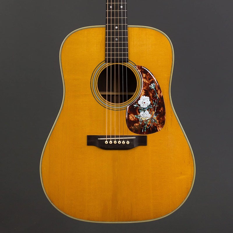 Vencetmat Acoustic Guitar Pick Guard for Most Martin - Right Hand Inlaid Abalone Flower - Image 5